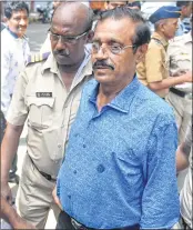  ?? PTI ?? Mustafa Dossa leaves Arthar Road Jail for TADA court hearing in Mumbai on Monday