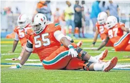  ?? AL DIAZ/MIAMI HERALD ?? Hurricanes offensive lineman Navaughn Donaldson earned Freshman All-American honors from the Football Writers Associatio­n of America.