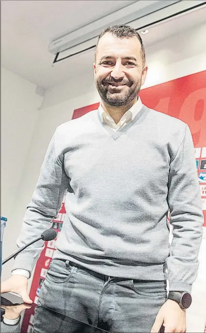  ?? FOTO: EFE ?? Diego Martínez
El entrenador del Granada compareció ayer a la mañana ante los medios de comunicaci­ón para valorar el choque de hoy