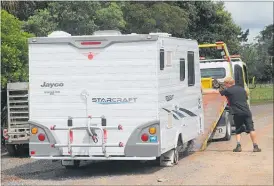  ?? PICTURE / PETER DE GRAAF ?? RECOVERED: A stolen caravan was removed from a Waimate North property where police found a huge haul of contractin­g machinery taken from Puketona Quarry.
