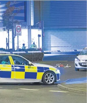  ?? Picture: Steven Brown. ?? The scene at the weekend after the fatal road incident at a retail park in Leven.