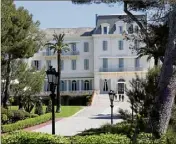  ?? (Photos Éric Ottino et Sébastien Botella) ?? Le palace du Cap d’Antibes a été distingué six fois cette année.