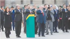  ??  ?? Dolores Padierna, Alfonso Navarrete Prida, Martí Batres y Luis María Aguilar acudieron al izamiento de la Bandera en la Plaza de la Constituci­ón.