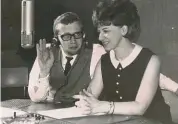  ??  ?? Dieter Thomas Heck 1967 als Hörfunkmod­erator bei Radio Luxemburg. 1969 wechselte er zum ZDF.