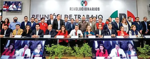  ?? ?? CÓNCLAVE. El actual presidente del PRI, Alejandro Moreno, se reunió con líderes de su partido para analizar la crisis por la que atraviesan.