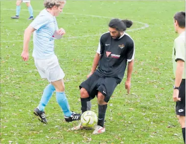  ?? PHOTO / FILE ?? Back from Rarotonga, Zane Robinson will cover the bench today for Wanganui City in their home game with Massey University.