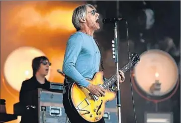  ?? DYLAN MARTINEZ / REUTERS ?? Paul Weller, el pasado domingo en el festival de Glastonbur­y