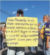  ??  ?? Conciliar. Los manifestan­tes pidieron instalar urgente una mesa de diálogo al VMT.