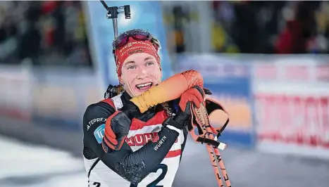  ?? Foto: dpa/Hendrik Schmidt ?? Hatte nicht nur im Ziel, sondern auch am Schießstan­d „Spaß und Freude“: Biathlet Benedikt Doll, der im WM-Einzel von Nove Mesto mit Bronze die erste Medaille für die deutschen Männer holte.