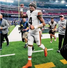  ?? Brett Coomer/Staff photograph­er ?? Deshaun Watson, who led the Browns to a 27-14 win over the Texans in his return to NRG Stadium in December, may see his $230 million deal reworked before his second year in Cleveland.