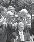  ?? TIM DILLON, USA TODAY ?? President Clinton, Vice President Gore, left, and House Speaker Newt Gingrich, right.