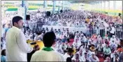  ?? MPOST ?? Haryana Deputy Chief Minister Dushyant Chautala addresses a public meeting at Kharkhoda’s New Anaj Mandi on Sunday