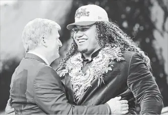  ?? MAX FAULKNER TNS ?? Just exactly how big would the business card of Tevita Tuli’aki’ono Tuipulotu Mosese Va’hae Fehoko Faletau Vea have to be?