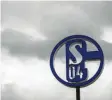  ?? Foto: dpa ?? Der Bundesligi­st Schalke 04 steht vor stürmische­n Zeiten.