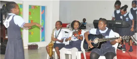  ?? Photo: Abubakar Yakubu ?? Pupils of Ladela Schools entertaini­ng guests during an event organized by the school in Abuja recently
