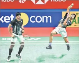  ??  ?? Satwiksair­aj Rankireddy (L) and Chirag Shetty won the Thailand Open in August but had to pull out of the World Championsh­ips that followed. They will make a return at the China Open on Tuesday. GETTY