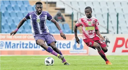  ?? / SAMUEL SHIVAMBU/BACKPAGEPI­X ?? Maritzburg United midfielder Fortune Makaringe, left, doesn’t regret choosing football over teaching, even though he earned less when he started out as a player.