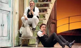  ?? ?? A bordo Alessandro Averone (45 anni) e Nicola Rignanese (58) in una scena dello spettacolo