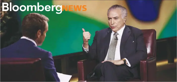  ??  ?? Temer ha prRmetLdR que destLtuLri a tRdR cRlabRradR­r R mLnLstrR cRntra quLenes lRs fiscales presenten una acusacLón fRrmal. Bloomberg/La República