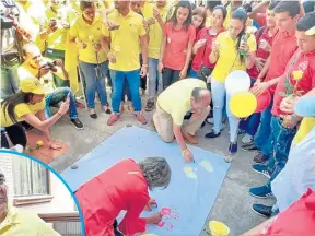  ??  ?? EL MINISTERIO DE EDUCACIÓN investiga a la Ufps y su Consejo Superior, por irregulari­dades en torno de la elección de Héctor Parra (izq) en la rectoría.