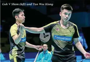  ??  ?? Goh V Shem (left) and Tan Wee Kiong