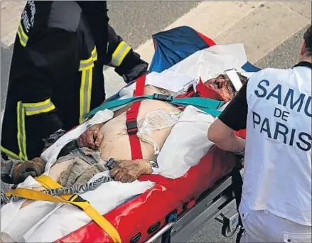  ?? BENOIT TESSIER / REUTERS ?? El accidente en Bretigny-sur-Orge dejó una veintena de heridos graves o muy graves