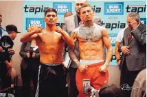  ?? COURTESY OF CAGEDMINDS.COM ?? Albuquerqu­e’s Jason Sanchez, right, and his Friday opponent, Rafael Reyes of Clovis by way of Torreon, Mexico, pose after weighing in on Thursday at the New Mexico State Capitol Building.