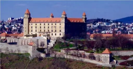  ??  ?? Bratislava Castle dominates the skyline (Lucy Mallows)