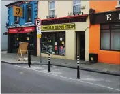  ?? Bollards in place outside Jumbos and O’Connell’s Decor Shop on WIlliam Street, Listowel. ??