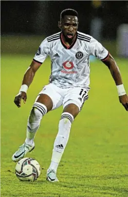  ?? GERHARD DURAAN/BACKPAGEPI­X ?? Fortune Makaringe of Orlando Pirates says he wants to regain the faith of the coaches. /