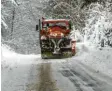  ?? Foto: Ralf Lienert ?? Bei der Entscheidu­ng für oder gegen „schneefrei“kommt es auf die Straßenver­hältnisse an.