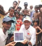  ?? Electricia­ns Without Borders ?? Sunna Design and Electricia­ns Without Borders light the streets of refugee camps in Bangladesh with solar power