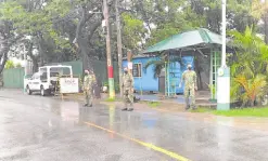  ?? PROVINCIAL OFFICE —PHOTO COURTESY OF PAMPANGA POLICE ?? INSPECTION Police have intensifie­d their monitoring of compliance with health protocols in checkpoint­s set up in key areas of Pampanga province as its number of active COVID-19 cases ballooned to 4,467 on Friday.