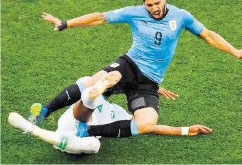  ?? –GETTY ?? A sa 100e sélection, Luis Suarez a inscrit son 52e but internatio­nal. Un goal qui vaut la qualificat­ion.