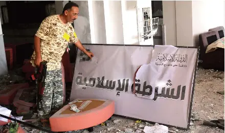  ??  ?? Daesh had set up a Libyan proto-state centered in Sirte before U.S.-backed forces ousted it last year.