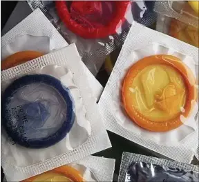  ??  ?? Le « stealthing » correspond au « comporteme­nt d’un agresseur sexuel ».