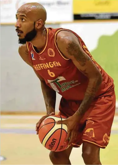  ?? Foto: Stéphane Guillaume ?? Christophe­r Jones deutet in den Testspiele­n bereits an, dass er für Heffingen in dieser Saison eine große Verstärkun­g sein kann.