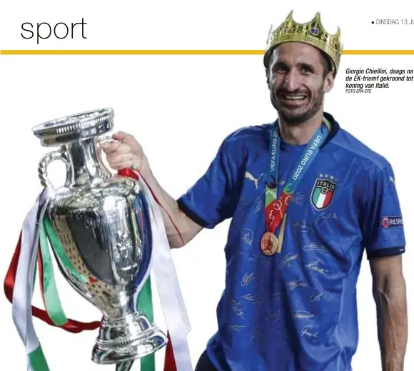  ?? FOTO EPA-EFE ?? Giorgio Chiellini, daags na de EK-triomf gekroond tot koning van Italië.