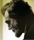  ??  ?? Oscar prämiert: Daniel Day Lewis als Präsident Abraham Lincoln in „Lincoln“.