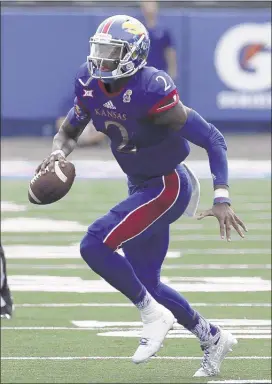  ?? CHARLIE RIEDEL/ASSOCIATED PRESS ?? Montell Cozart made an embarrassi­ng mistake to cost the Jayhawks in their opener, but Memphis coach Justin Fuente sees a dual-threat quarterbac­k who could frustrate a young defense.