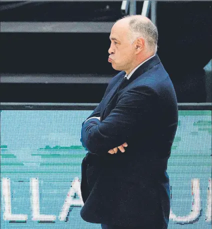  ?? FOTO: EFE ?? Gesto de Pablo Laso, ayer, en el partido ante el Casademont. Los blancos jugaron el último partido sin opciones de clasificar­se