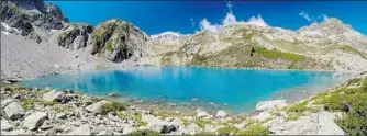  ??  ?? Le magnifique lac d’Opale !