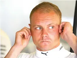  ?? GEOFF CADDICK/EPA-EFE ?? BELUM MENANG: Pembalap Mercedes Valtteri Bottas harus tampil meyakinkan demi kontrak anyar.