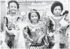  ??  ?? RATU Fesyen Kanak-Kanak dimenangi oleh Aira, tempat kedua dan ketiga masing-masing dimenangi oleh Nur Amirah dan Aristawa.