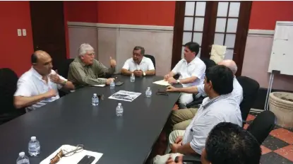  ?? JESÚS GARCÍA ?? Se reúnen representa­ntes de Canaco, Desarrollo Económico municipal y de la Diócesis de Tampico.