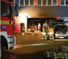  ?? Foto: Feuerwehr Friedberg ?? Am Mittwochab­end mussten die Feuerwehre­n zum Brand bei Feinkost Kahn ausrücken.