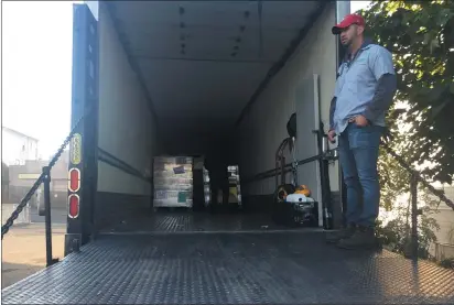  ?? RICH FREEDMAN — TIMES-HERALD ?? The Food Bank of Contra Costa & Solano semi-truck holds 20,000pounds of food.