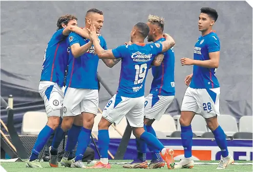  ?? /FOTO: EFE ?? Cruz Azul ha hecho méritos suficiente­s como para haberse proclamado campeón el fin de semana.