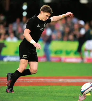  ??  ?? DEAD EYES Beauden Barrett and Aaron Cruden have kicked well on big occasions before, while Johnny Sexton missed a crucial penalty in 2013.