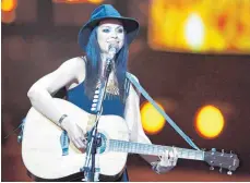  ?? FOTO: ADAM WARZAWA ?? Die Singer-Songwriter­in Amy Macdonald kommt am 15. März in die Tonhalle nach München.